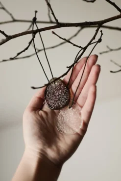 DBKD Airy hanging egg decoration, Brown