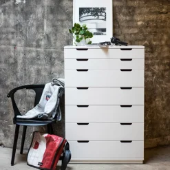 Mavis Aoko chest of 7 drawers, lacquer White Clearance
