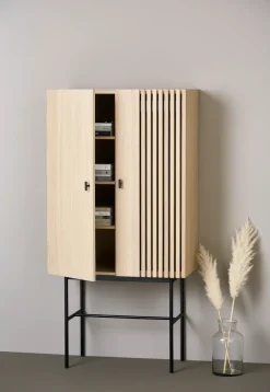Woud Array cabinet. 80 cm, White pigmented oak BeigeBlack Outlet