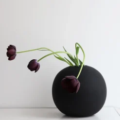 Cooee Design Ball vase , 20 cm Black New