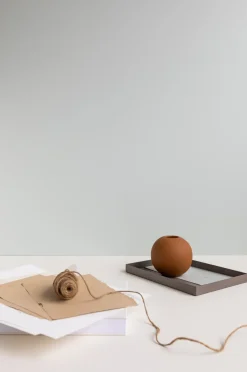 Cooee Design Ball vase coconut, 10 cm Brown Hot