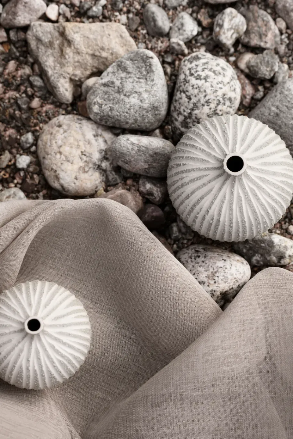 Lindform Bari vase, Stonestripe light rough, S Grey Outlet