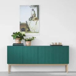 A2 Beam side table, lacquer, base in oiled oak White