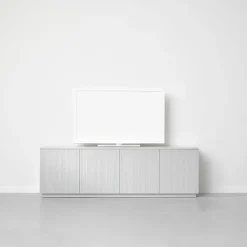 A2 Beam side table, lacquer, base in oiled oak White