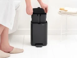 Brabantia Bo pedal bin 4 L, Matt Black New
