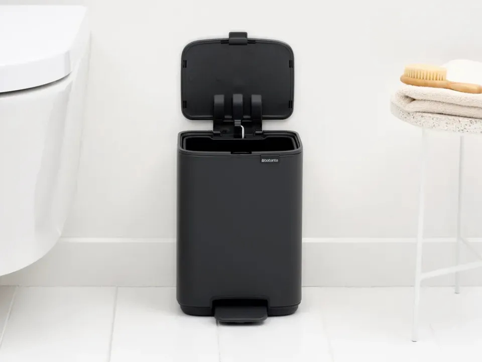 Brabantia Bo pedal bin 4 L, Mineral Infinite Grey Clearance