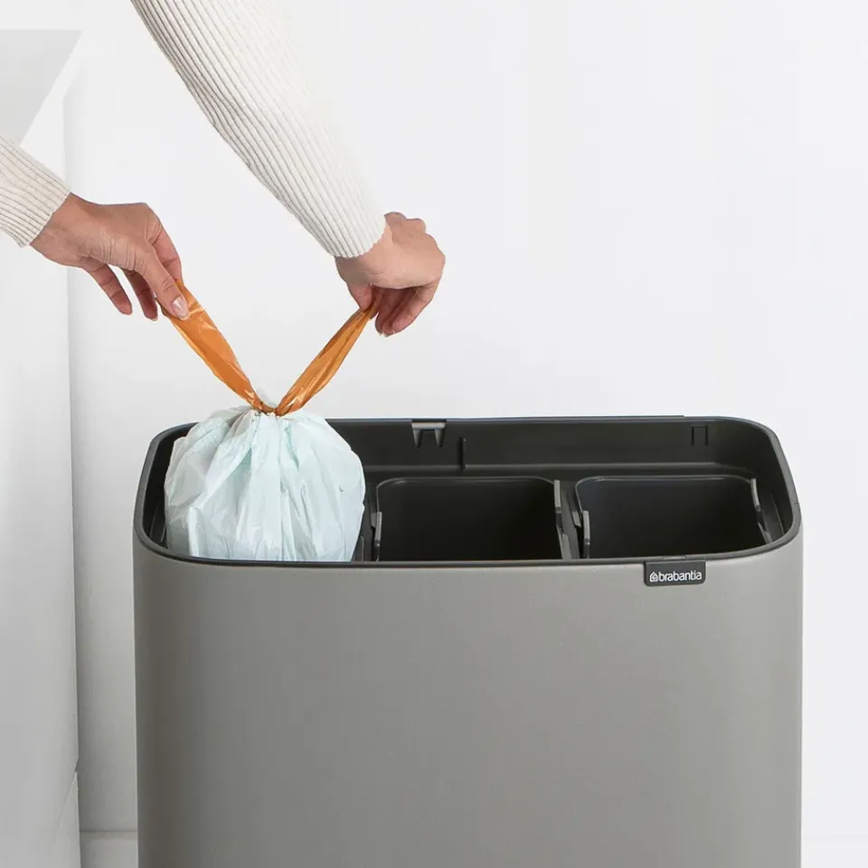 Brabantia Bo touch bin 3 x 11 litre, Mineral concrete Grey Hot