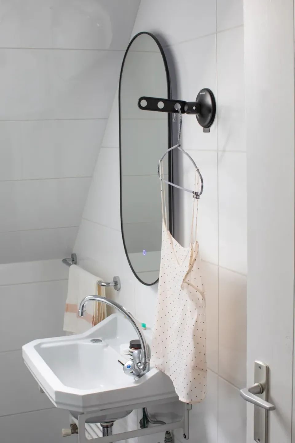Brabantia hanger with suction cup, Black Best