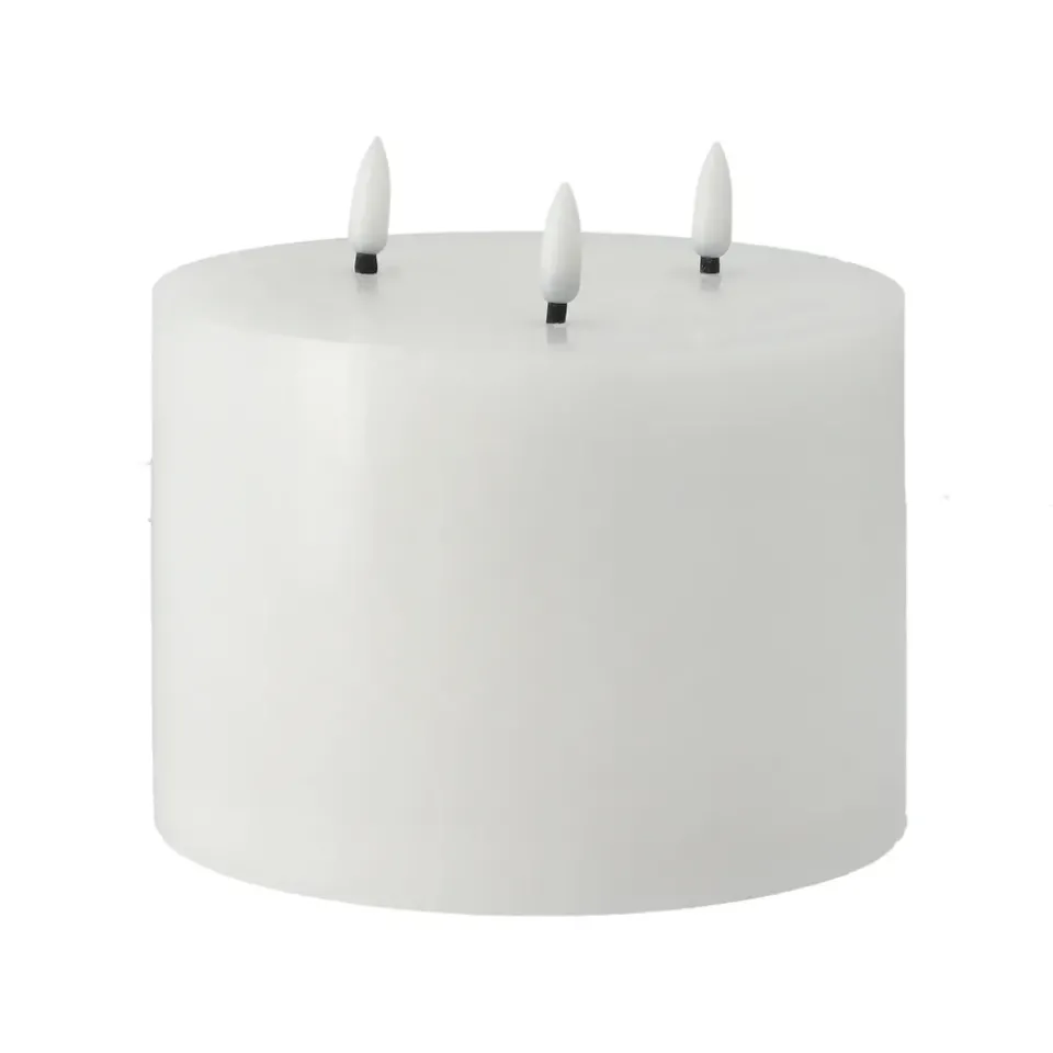 Scandi Essentials Bright Melt block candle LED 3 wicks 13 cm, White