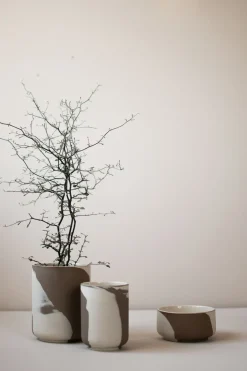 DBKD Calm flowerpot L, Brown-Beige BrownBeige New