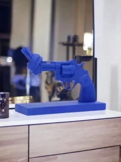 Non Violence Cobalt 30 cm, Blue Sale