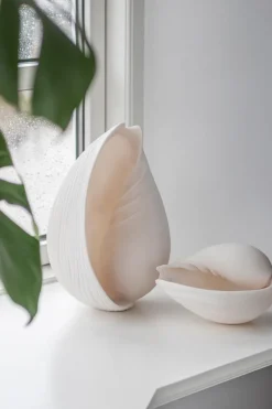Mette Ditmer Conch decorative shell, Large White Sale