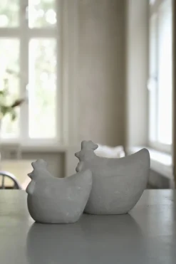 DBKD Concrete hen decoration, Small Grey Online