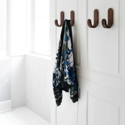 Normann Copenhagen Curve hook, wallnut Brown Discount