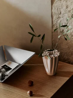 Ferm Living Dedali vase 18 cm, Off- White