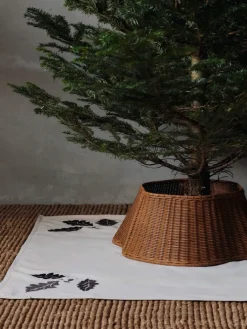 Ferm Living Drape braided tree skirt Christmas tree basket, Natural Brown Online