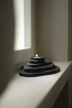 DBKD Dune candle holder, Sandy Black Hot