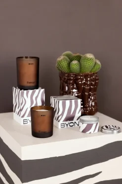 Byon Fumage scented candle, 12 h Brown Discount