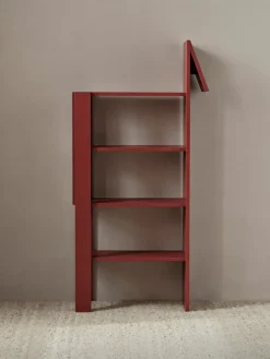 Ferm Living Giraffe bookshelf 69x140 cm, Poppy Red