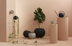 AYTM Globe flower pot vägg Ø17 cm, Taupe Beige