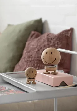Hoptimist Smiley M figure, Raw oak Brown Hot