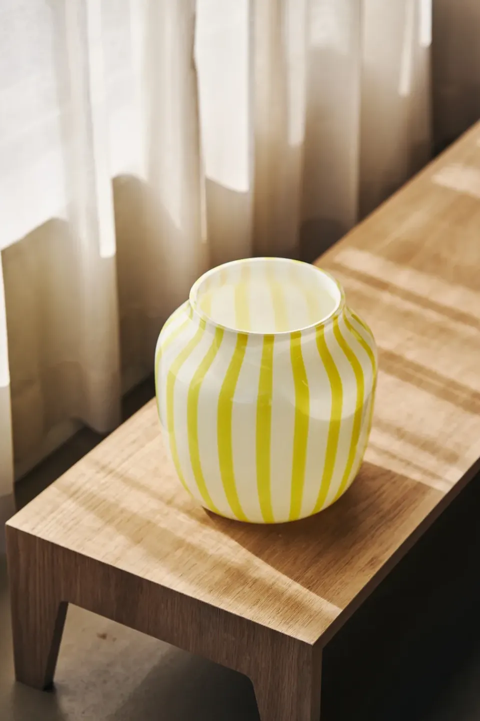 HAY Juice Wide vase 22 cm, Yellow Outlet