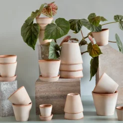 Bergs Potter Julie flower pot Ø12 cm, Pink