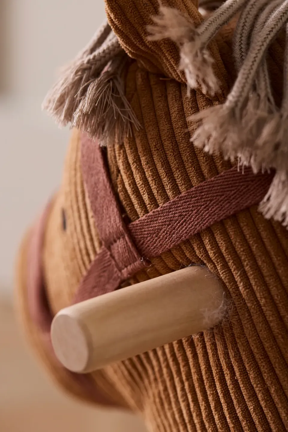 Kid's Concept rocking horse, Vera Brown Online
