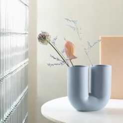 Muuto Kink vase 26 cm, Light- Blue