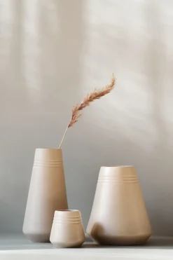 NJRD Lines vase 18 cm, Beige