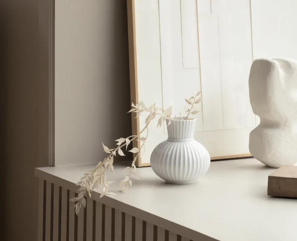 Lyngby Porcelæn Lyngby Tura vase , 14.5 cm White Hot