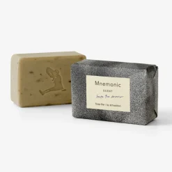 &Tradition Mnemonic MNC3 hard soap 100 gr, Into the moor Grey Hot