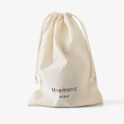 &Tradition Mnemonic MNC3 hard soap 100 gr, Into the moor Grey Hot