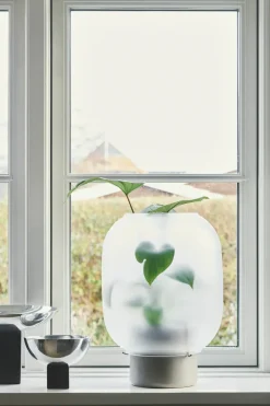 Gejst Nebl flower pot with frosted glass Ø26 cm, Grey Clearance