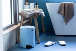 Brabantia New Icon pedal bin 5 liter, Dreamy Blue Outlet