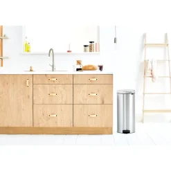 Brabantia New Icon pedal bin 30 liter, Matt steel fingerprint proof Silver-coloured Discount