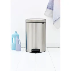 Brabantia New Icon pedal bin 20 liter, Matt steel fingerprint proof Silver-coloured Online