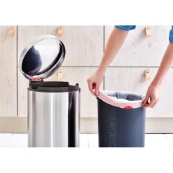 Brabantia New Icon pedal bin 20 liter, Matt steel fingerprint proof Silver-coloured Online
