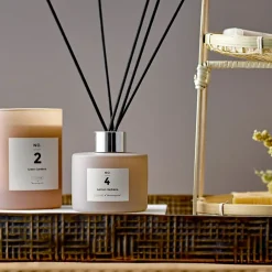 Illume x Bloomingville NO. 2 Green Gardenia scented candle, 200 g + giftbox Beige Sale