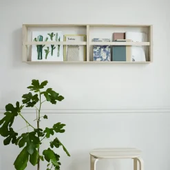 Fritz Hansen Norr magazine holder 120 cm, Oak Beige Hot