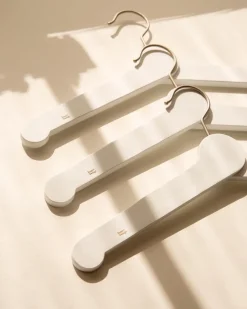 Essem Design Nostalgi clothes hanger 3-pack, White Outlet