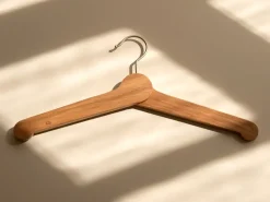 Essem Design Nostalgi clothes hanger 3-pack, Oak Brown Online