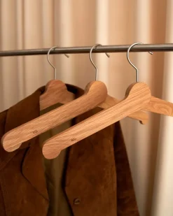 Essem Design Nostalgi clothes hanger 3-pack, Oak Brown Online