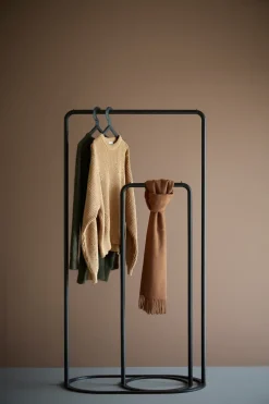 Woud O&O clothes hanger, Large Black Best