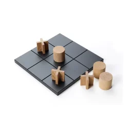 A2 Play game, -game pieces in white-oiled oak Black Hot