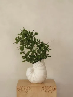 Ferm Living Shell vase, Off White Outlet