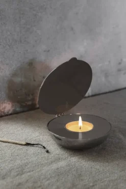 Design House Stockholm Shell votive, nickel Silver-coloured Clearance
