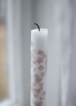 Wik & Walsøe Slåpeblom tapered candle 2-pack, Pink Clearance