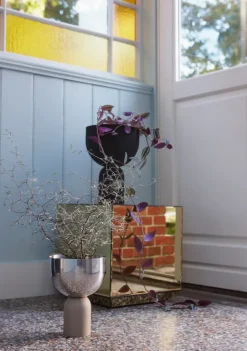 AYTM Torus flower pot Ø17 cm, Silver-taupe BeigeSilver-coloured Clearance