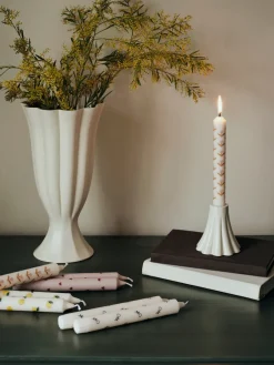Broste Copenhagen Tulip taper candles 2-pack, -soft pink White Best